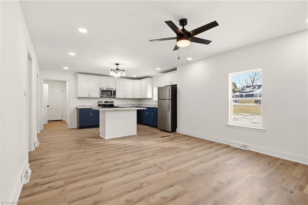 1823 McKnight Mill Road Greensboro, NC 27405 - Photo 5 of 34 Gallery Image 5