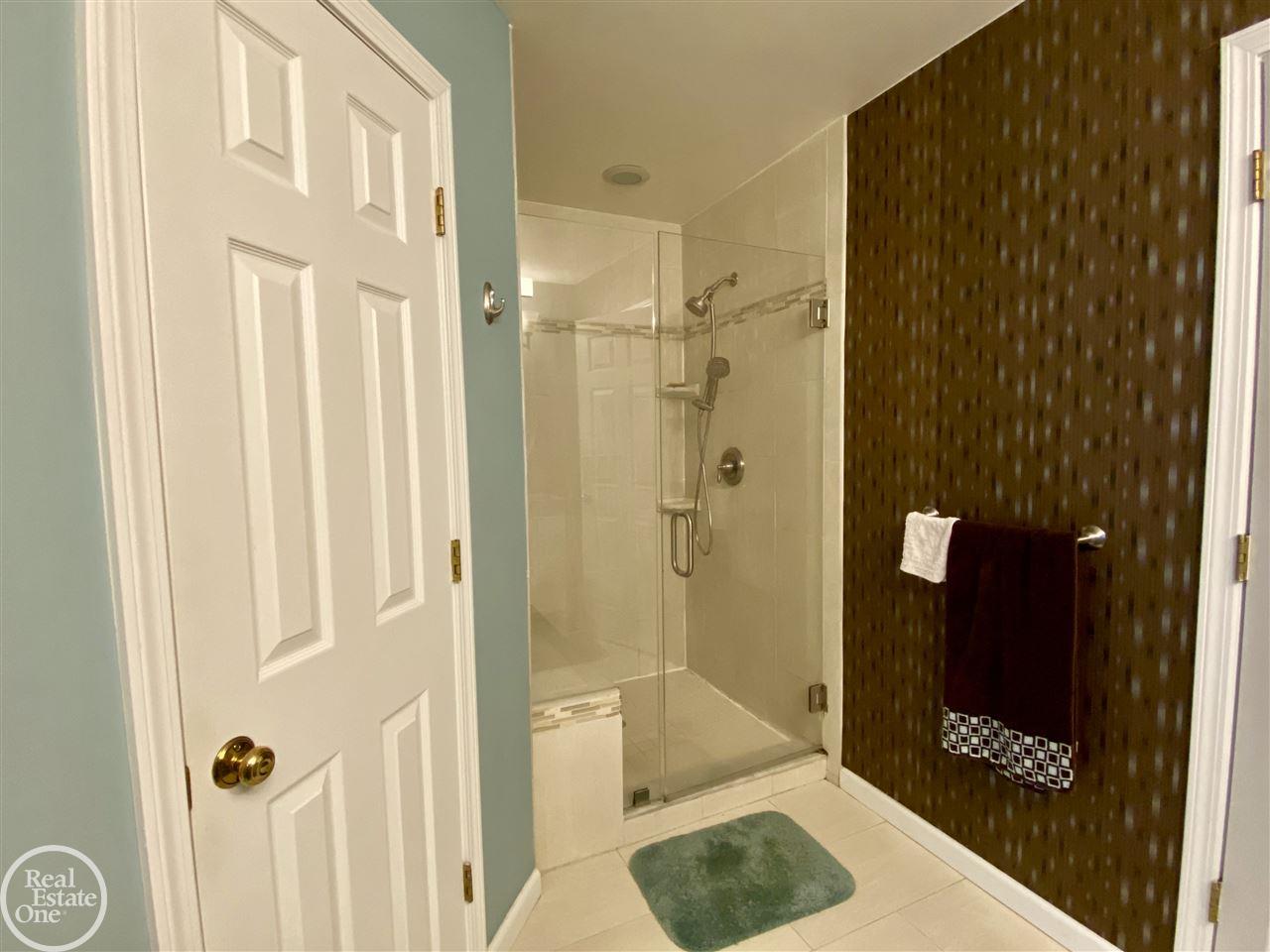 479 Bolinger Street Rochester Hills, MI 48307 - Photo 18 of 37