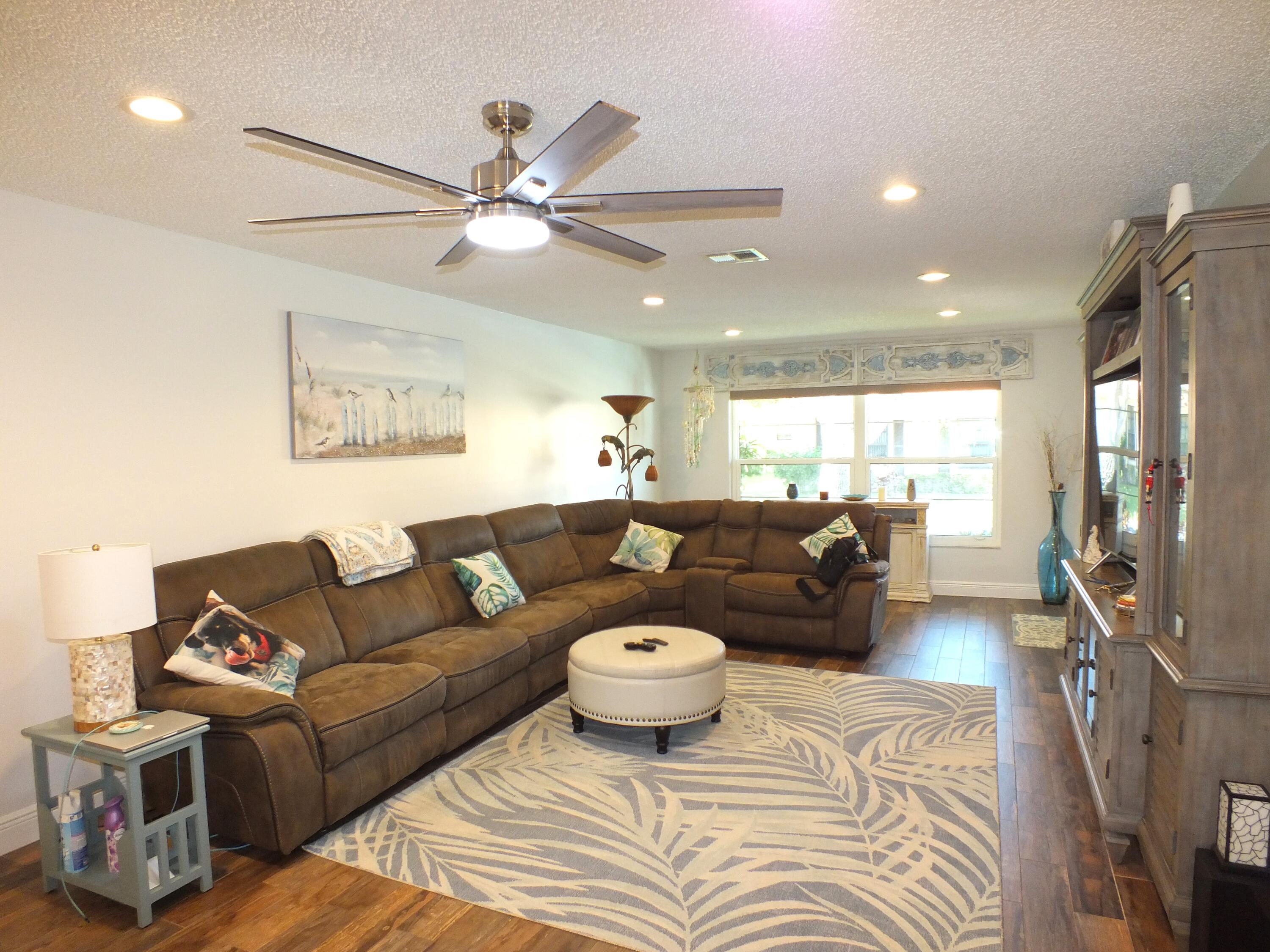 4445 Pandanus Tree Road, Unit B Boynton Beach, FL 33436 - Photo 9 of 43 DSCF7685a