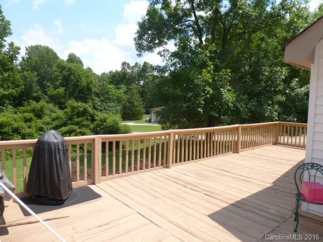 1950 High Point Circle Lancaster, SC 29720 - Photo 4 of 22