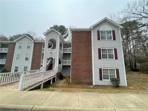 $130,000 | 241 Waterdown Drive, Unit 12, Fayetteville, NC 28314