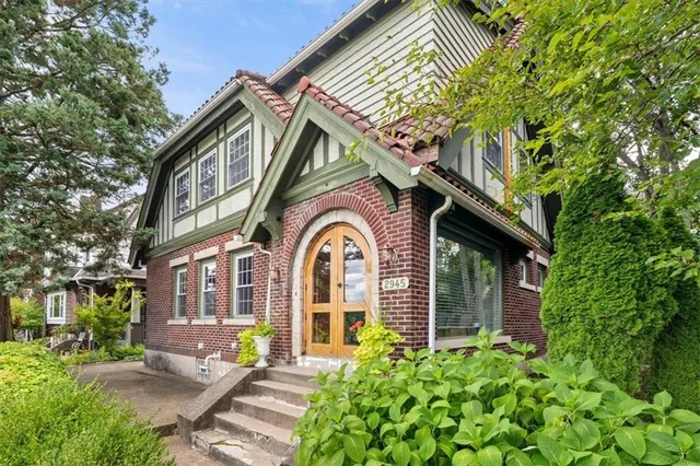 $399,000 | 2945 Perrysville Avenue, Pittsburgh, PA 15214