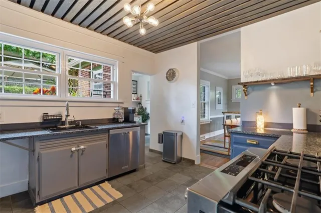 $384,900 | 2945 Perrysville Avenue, Pittsburgh, PA 15214