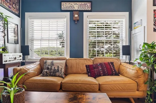 $384,900 | 2945 Perrysville Avenue, Pittsburgh, PA 15214