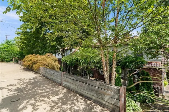 $384,900 | 2945 Perrysville Avenue, Pittsburgh, PA 15214