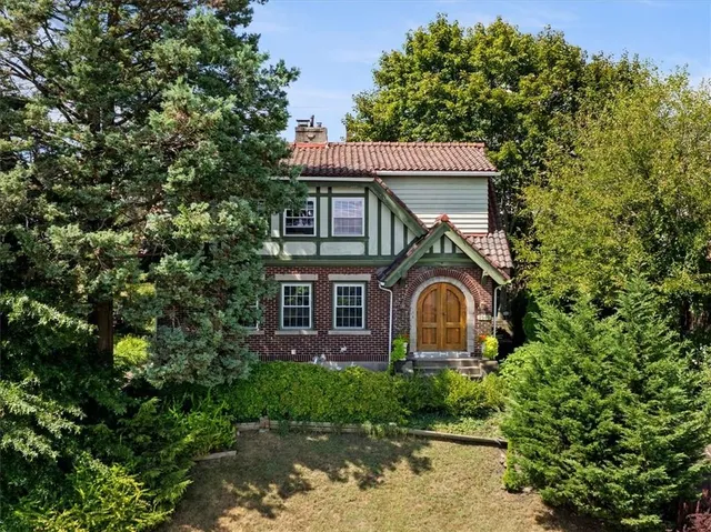 $384,900 | 2945 Perrysville Avenue, Pittsburgh, PA 15214