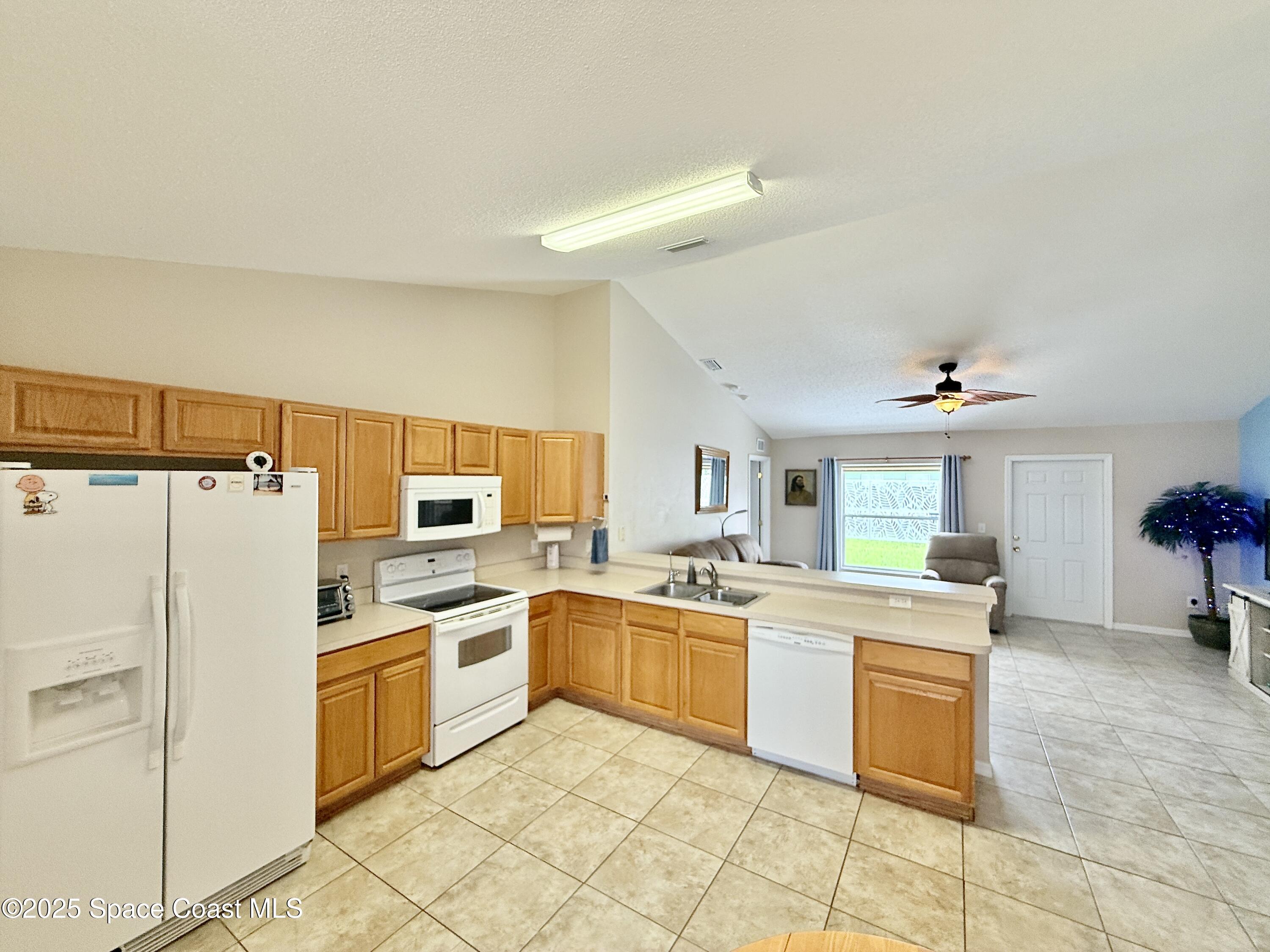 1280 Hastings Road Southwest Palm Bay, FL 32908 - Photo 6 of 23 IMG_4899