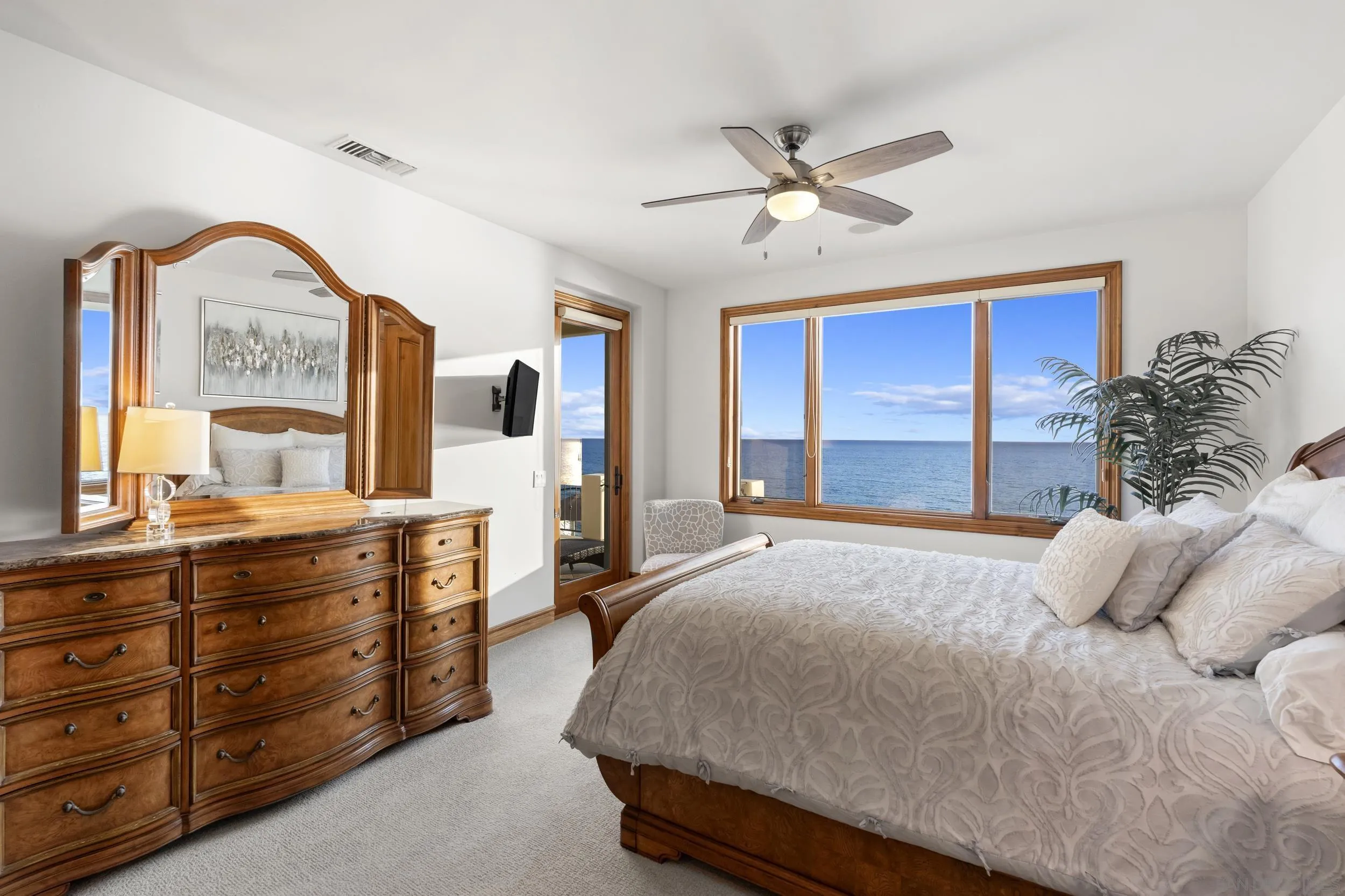 518 Neptune Avenue Encinitas, CA 92024 - Photo 25 of 58