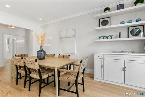 $1,599,000 | 10 Pansy Road, Fairfield, CT 06824