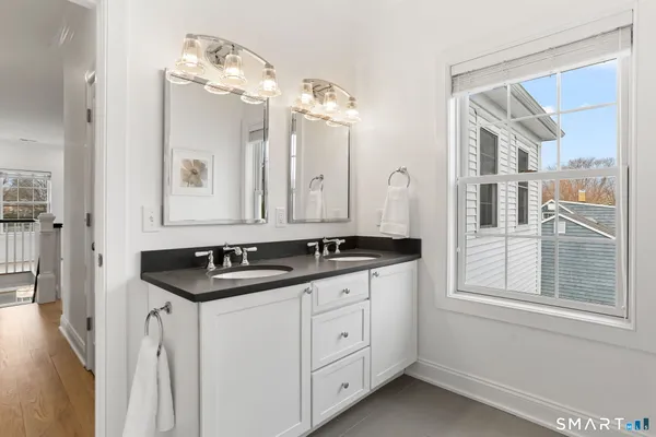 $1,599,000 | 10 Pansy Road, Fairfield, CT 06824