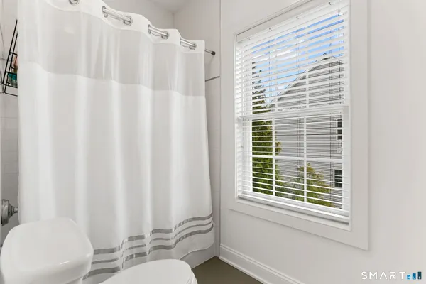 $1,599,000 | 10 Pansy Road, Fairfield, CT 06824