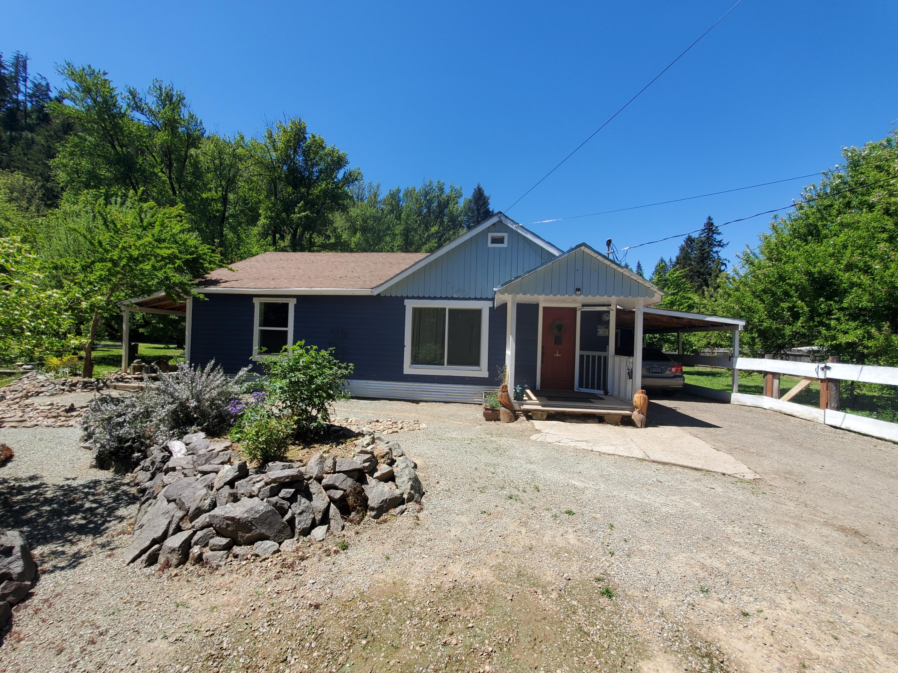 547 Barton Road Glendale, OR 97442 - Photo 33 of 35 Front of the House