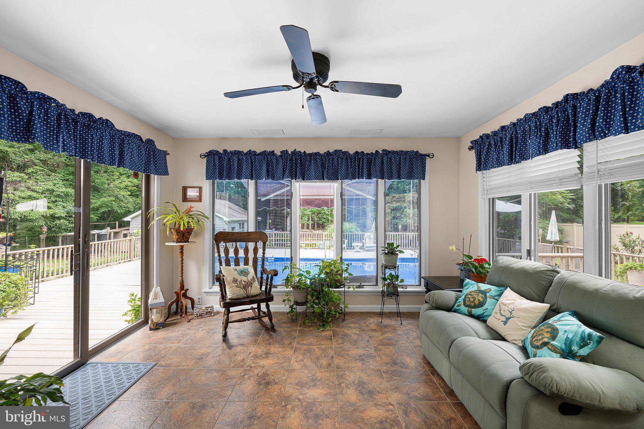 6401 Cedar Neck Road Milford, DE 19963 - Photo 21 of 42 All Season Room