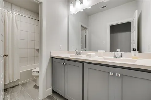 $699,900 | 7047 Mistflower Ln., Dallas, TX 75231