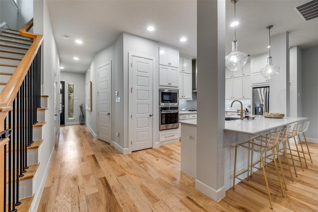 7047 Mistflower Ln. Dallas, TX 75231 - Photo 3 of 29