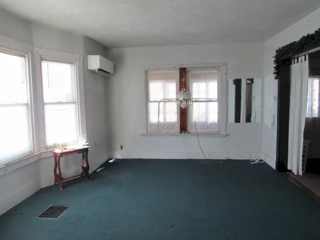 $147,500 | 21 Cross Street, Skowhegan, ME 04976