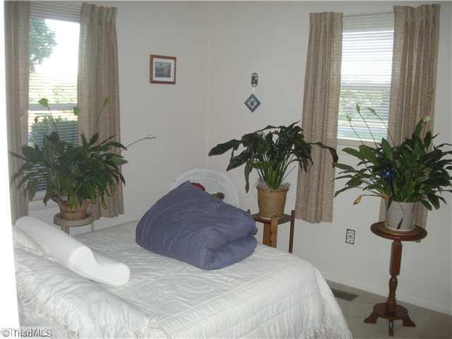 3116 Williston Road Walkertown, NC 27051 - Photo 7 of 9 2nd Bedroom.