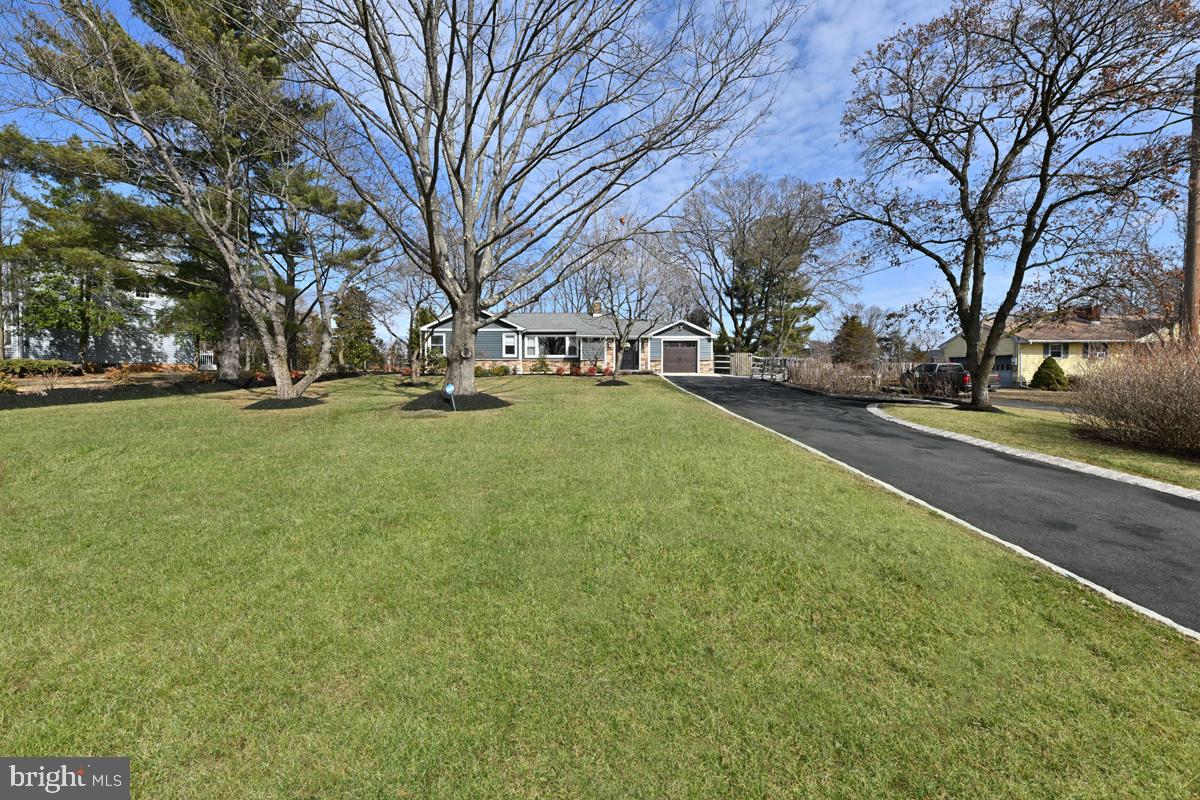 662 Township Line Road Hillsborough, NJ 08844 - Photo 17 of 24 Front/Driveway