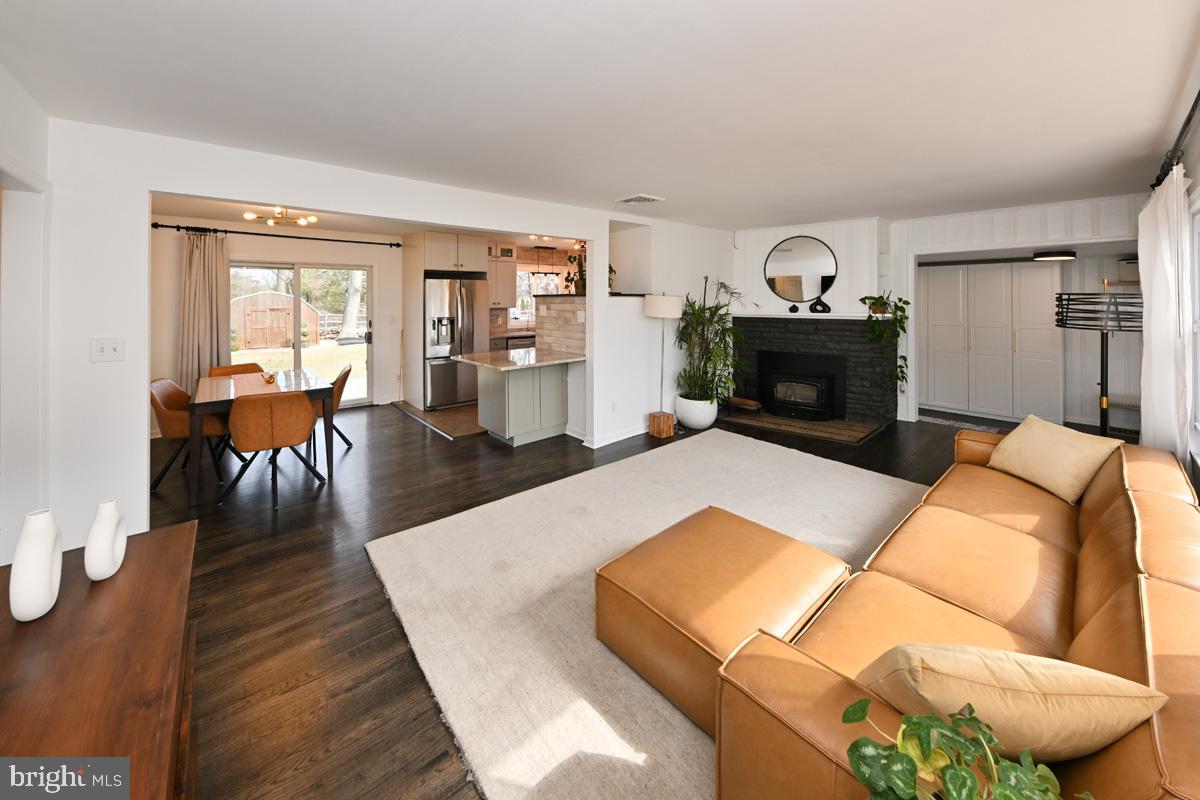 662 Township Line Road Hillsborough, NJ 08844 - Photo 5 of 24 Family Room