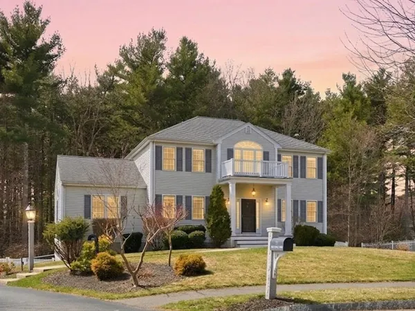 $1,020,000 | 27 Sullivan Way, Foxboro, MA 02035