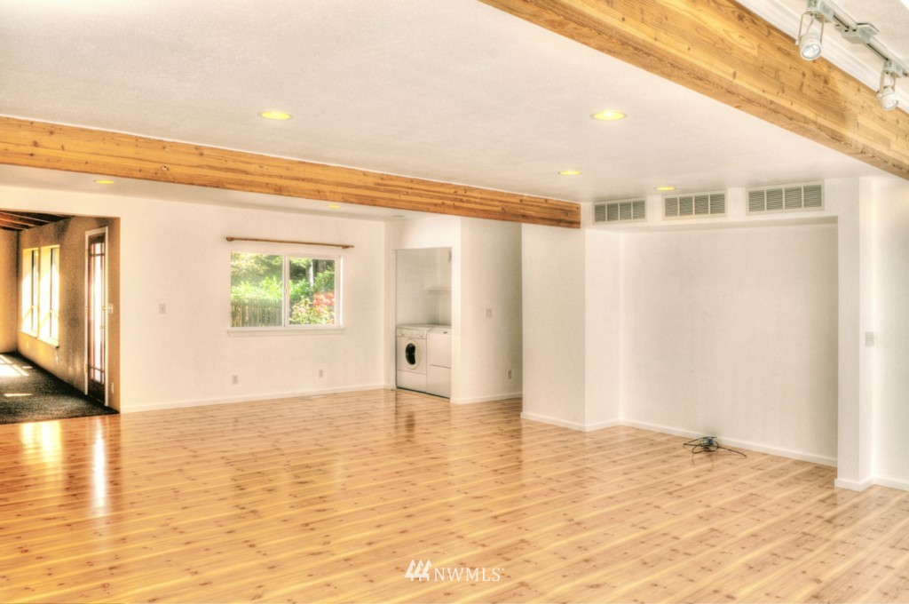 20897 Northeast Melson Road Poulsbo, WA 98370 - Photo 16 of 23 Gallery Image 16