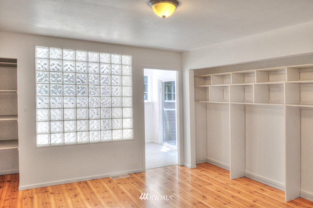 20897 Northeast Melson Road Poulsbo, WA 98370 - Photo 21 of 23 Gallery Image 21