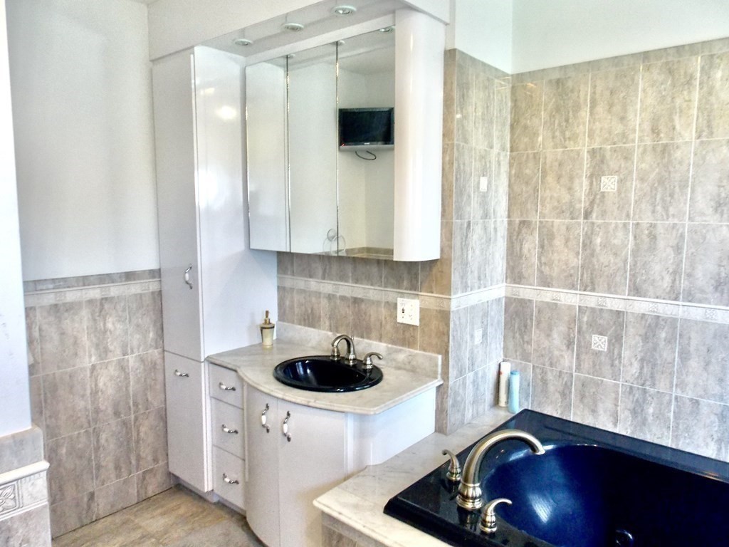 36 Beach Road Revere, MA 02151 - Photo 21 of 23 Gallery Image 21