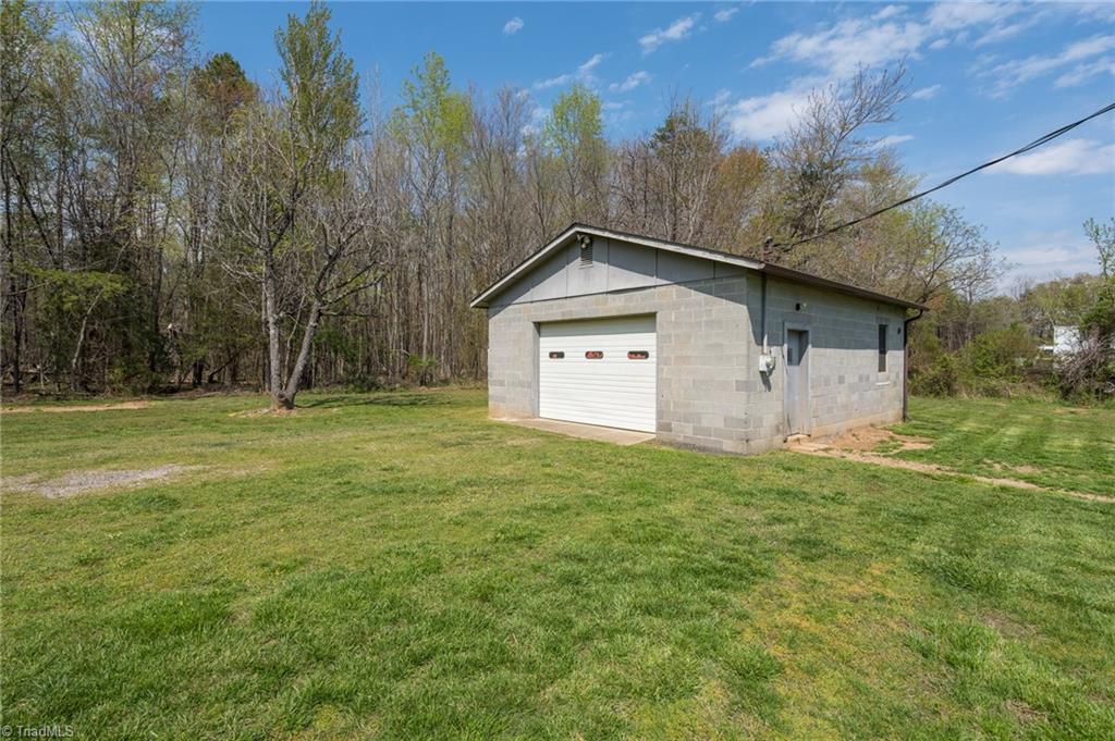 1166 Friendly Road Eden, NC 27288 - Photo 34 of 42 Gallery Image 34