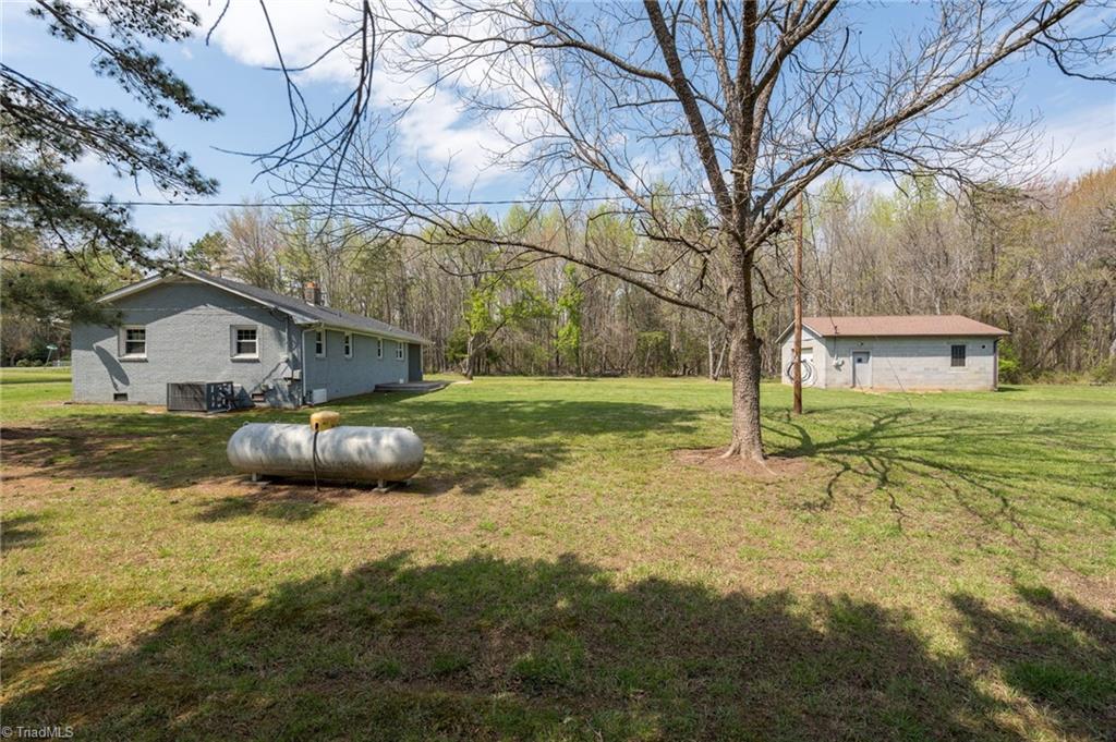 1166 Friendly Road Eden, NC 27288 - Photo 38 of 42 Gallery Image 38