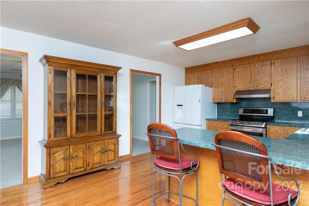 3906 Harmony Road Catawba, SC 29704 - Photo 8 of 36 Gallery Image 8