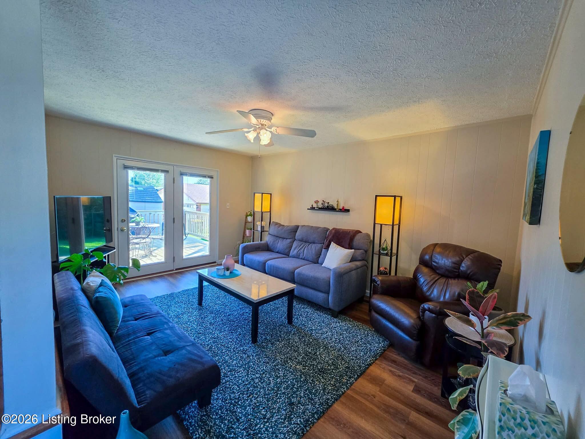 9322 Fairground Road Louisville, KY 40291 - Photo 9 of 24 28b802416d70b970328e62935c1eae5d