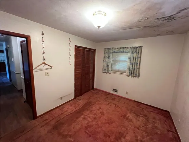 $139,000 | 953 Meadow Rock Drive, Stone Mountain, GA 30083