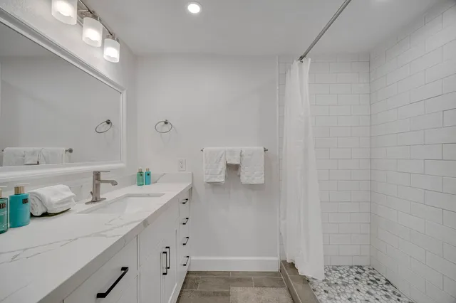 $850,000 | 2721 Poipu Road, Unit 420, Koloa, HI 96756