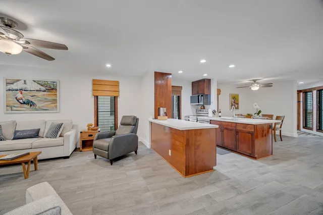 $850,000 | 2721 Poipu Road, Unit 420, Koloa, HI 96756