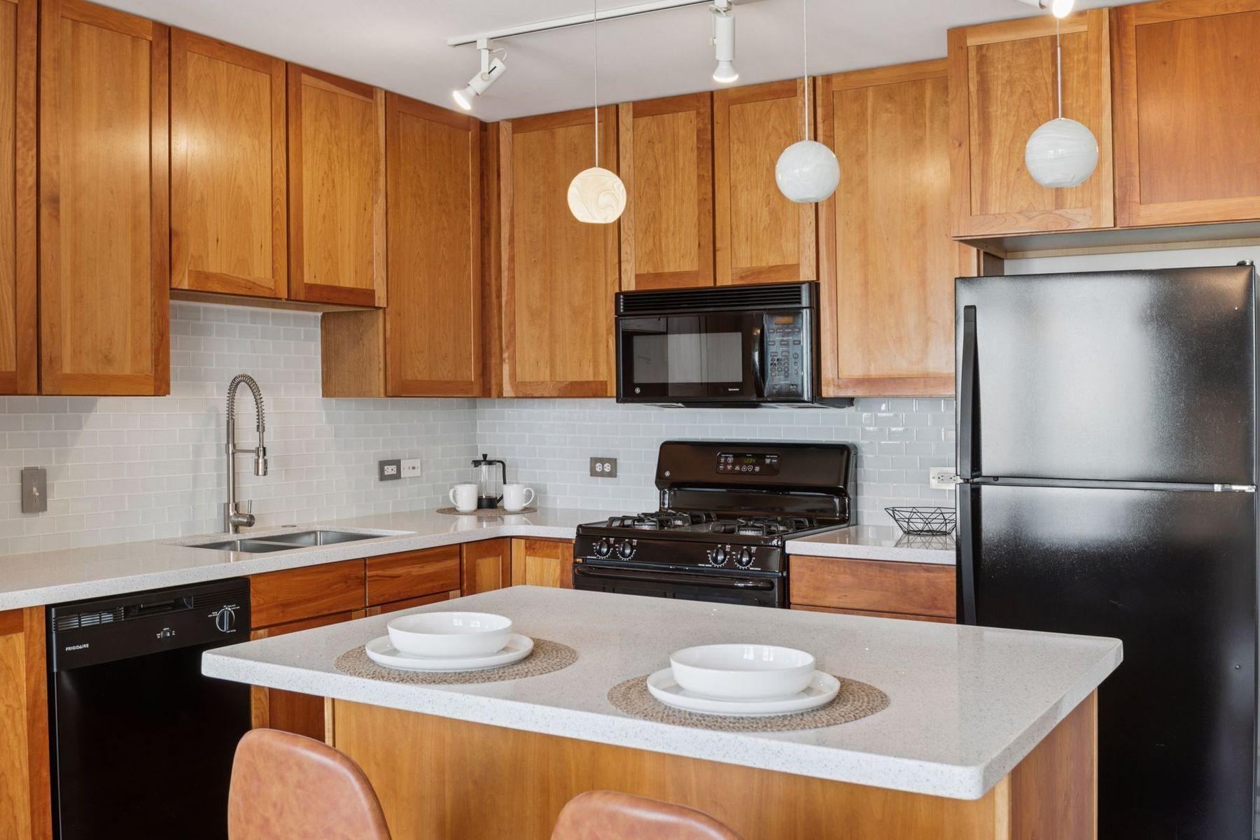 929 Portland Avenue, Unit 703 Minneapolis, MN 55404 - Photo 12 of 45