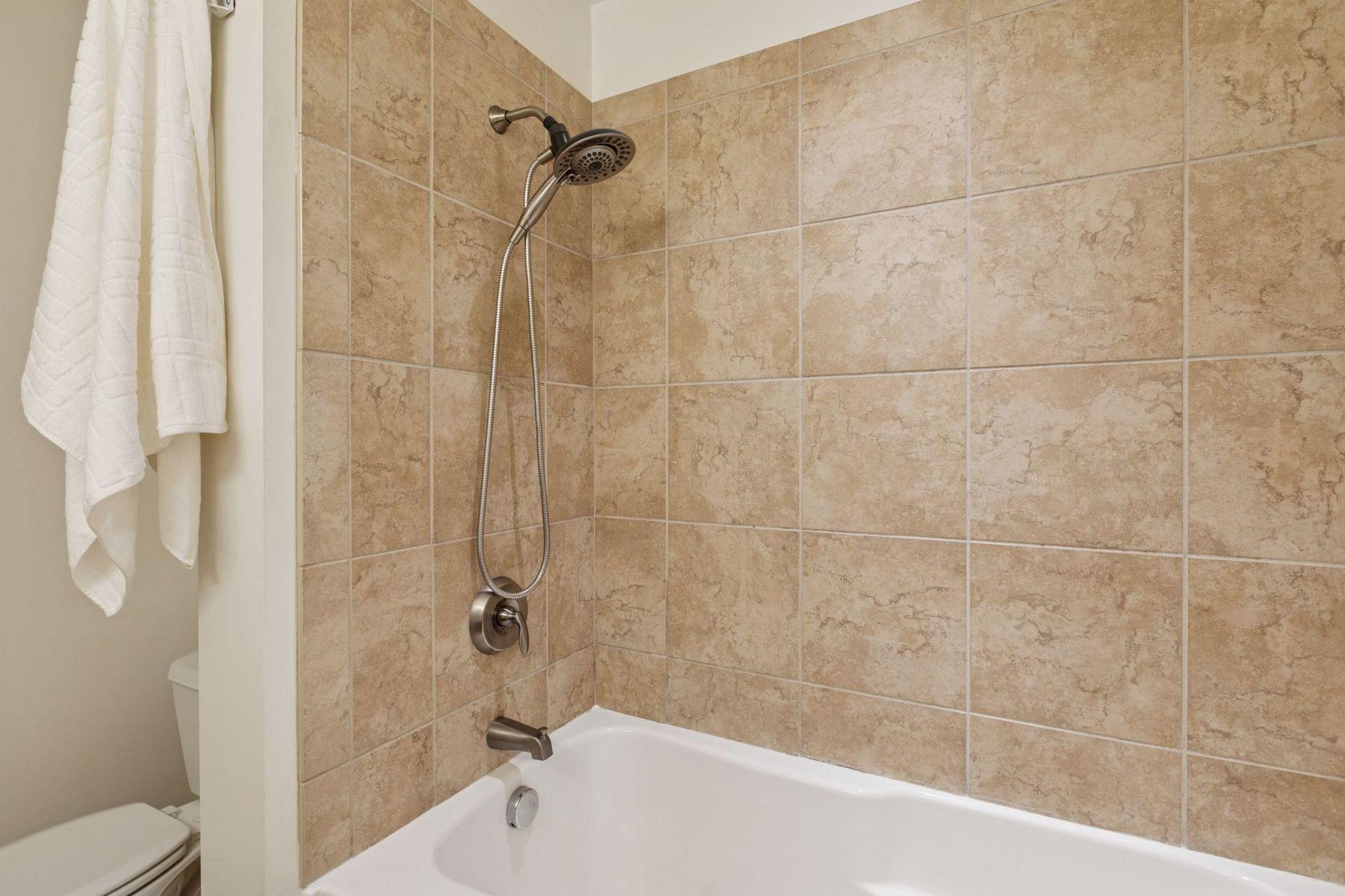 929 Portland Avenue, Unit 703 Minneapolis, MN 55404 - Photo 16 of 40