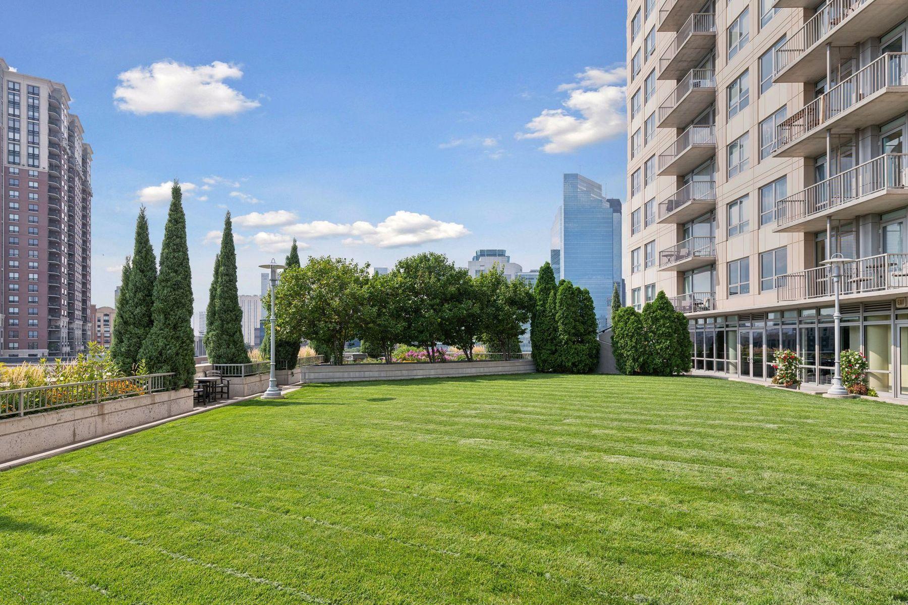 929 Portland Avenue, Unit 703 Minneapolis, MN 55404 - Photo 40 of 45