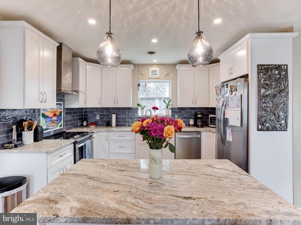 1501 Fullerton Road Edgewater, MD 21037 - Photo 16 of 59 Eat-In Island with storage; Pottery Barn lighting