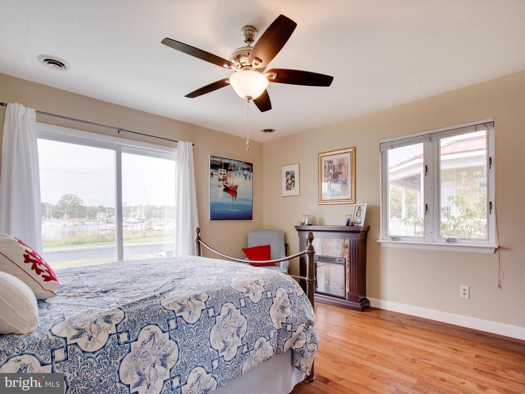 1501 Fullerton Road Edgewater, MD 21037 - Photo 22 of 59 Sweeping views from wherever you lay your head