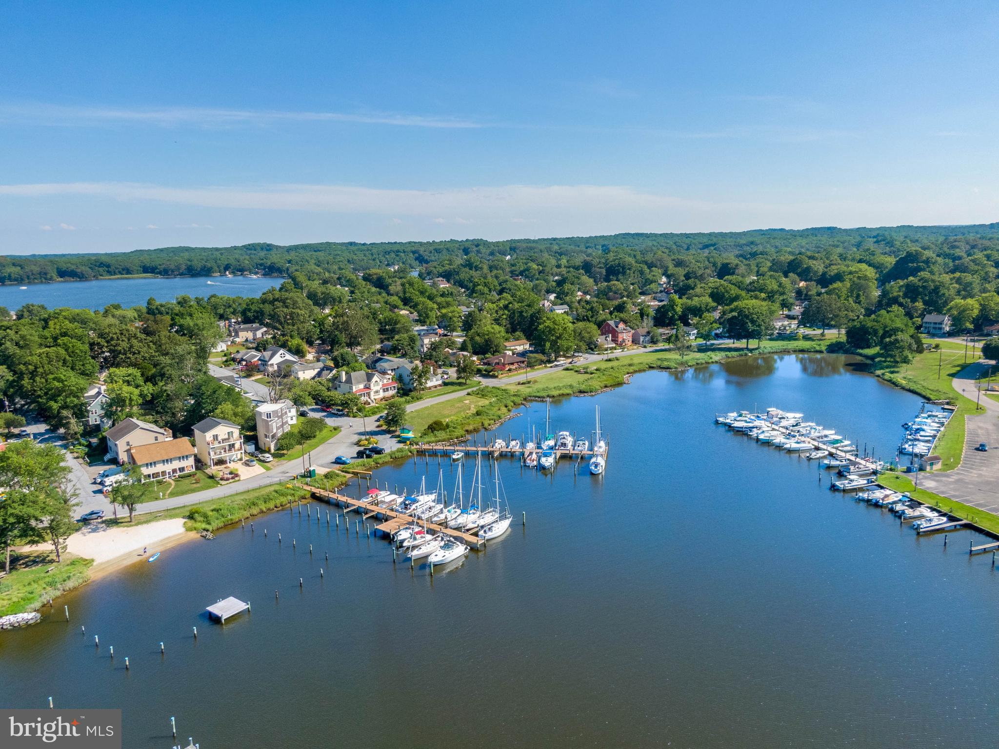 1501 Fullerton Road Edgewater, MD 21037 - Photo 48 of 59 Aerial view of water front