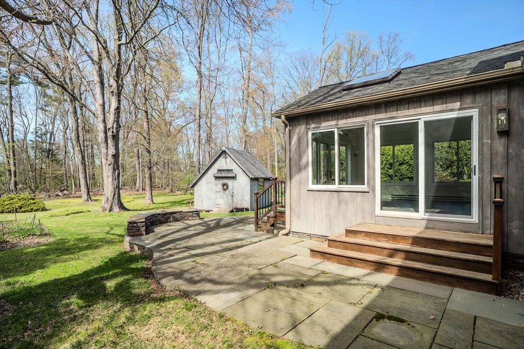 199 Glendale Road Amherst, MA 01002 - Photo 12 of 42 a house with trees in the background