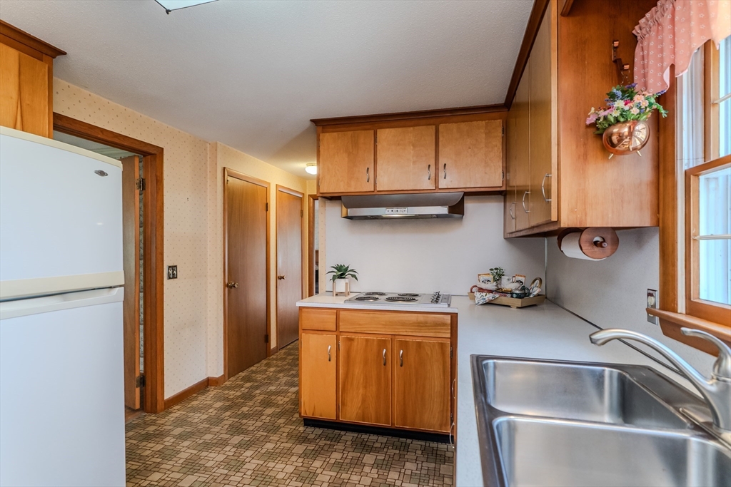 199 Glendale Road Amherst, MA 01002 - Photo 23 of 42 a room with storage and utility