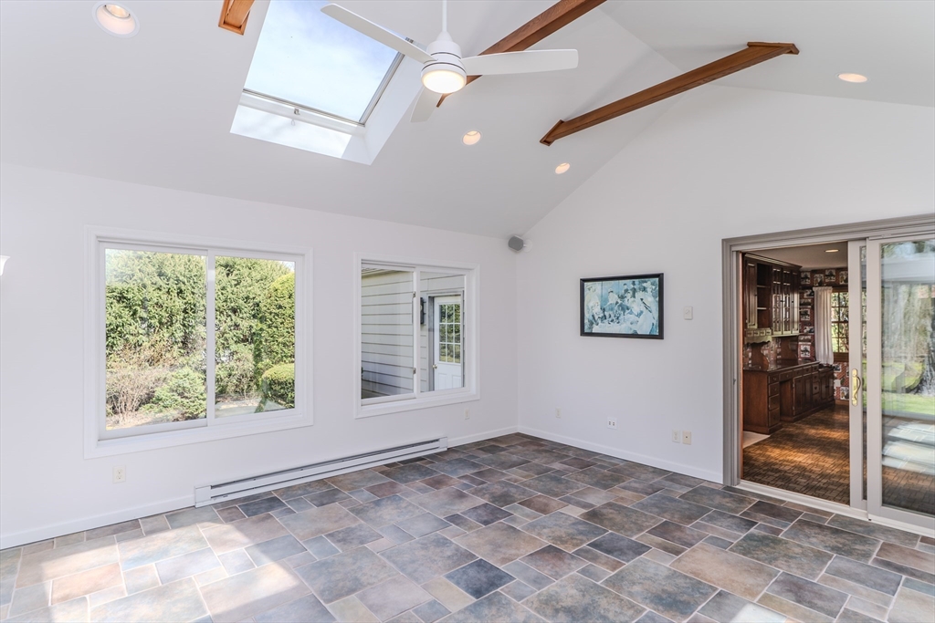 199 Glendale Road Amherst, MA 01002 - Photo 30 of 42 an empty room with windows and closet