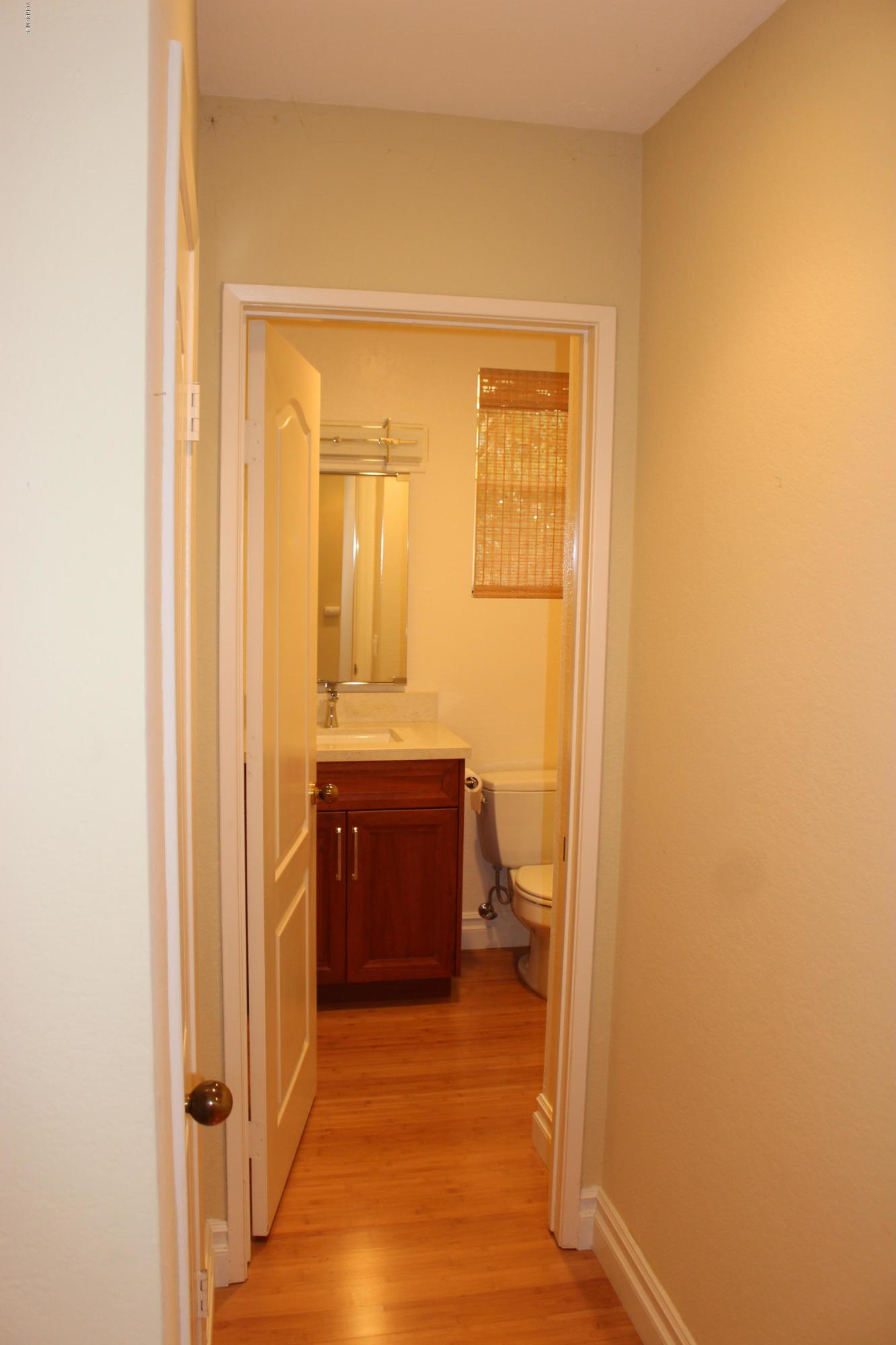 605 Galloping Hill Road Simi Valley, CA 93065 - Photo 19 of 35 a bathroom with a sink and a mirror