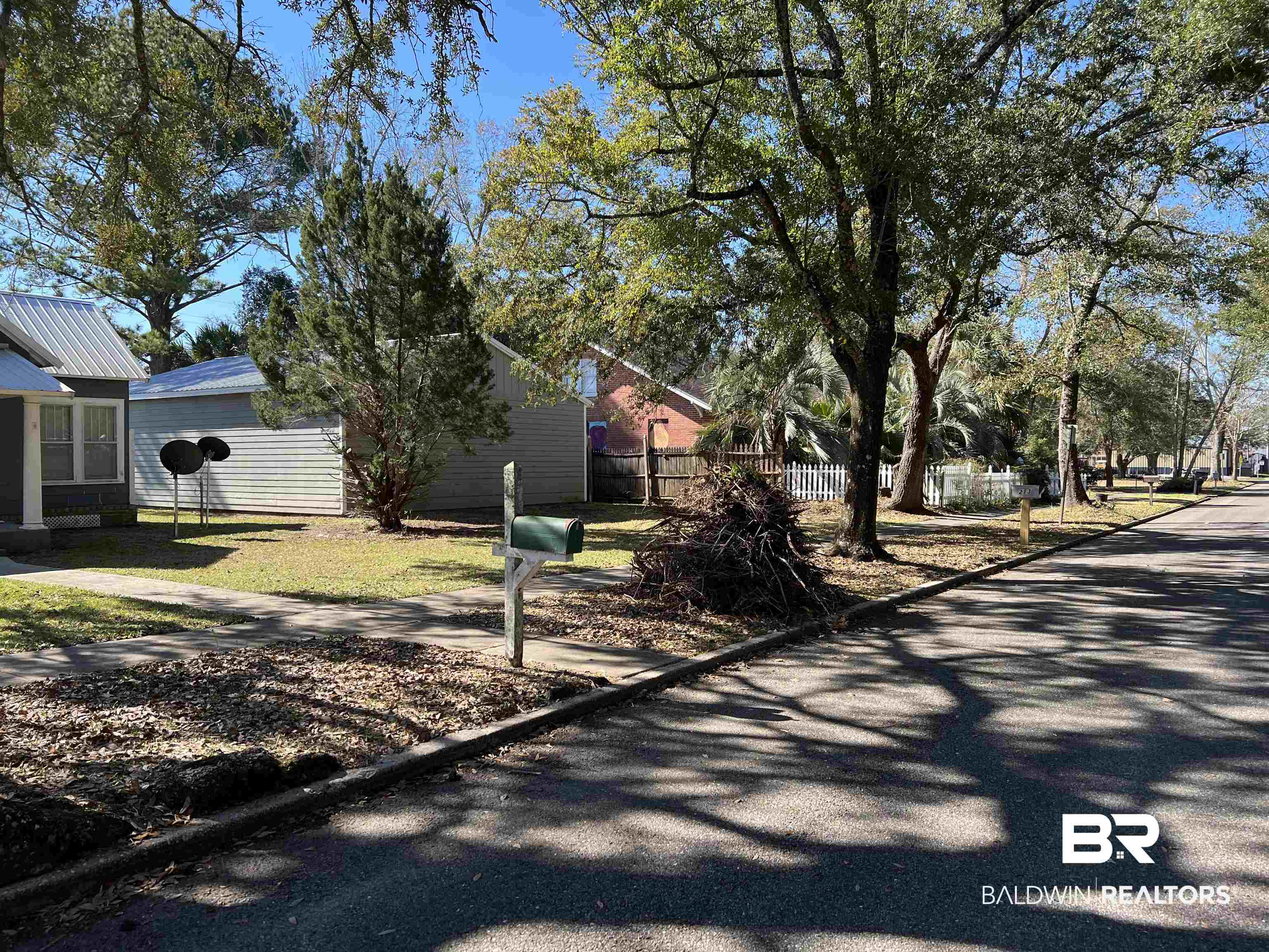 213 West Rose Avenue Foley, AL 36535 - Photo 1 of 15 Street view