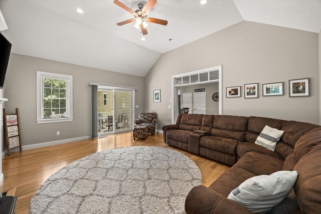 45 White Pines Road Bridgewater, MA 02324 - Photo 11 of 42