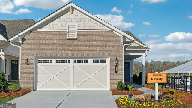 a view of house with outdoor space