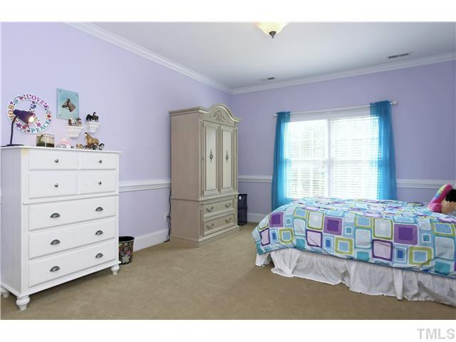 2516 Brook Crossing Circle Raleigh, NC 27606 - Photo 18 of 24 Photo 18