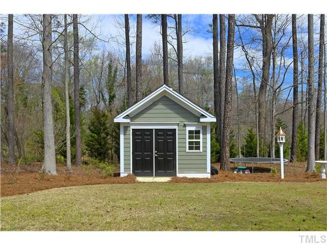 2516 Brook Crossing Circle Raleigh, NC 27606 - Photo 22 of 24 Photo 22