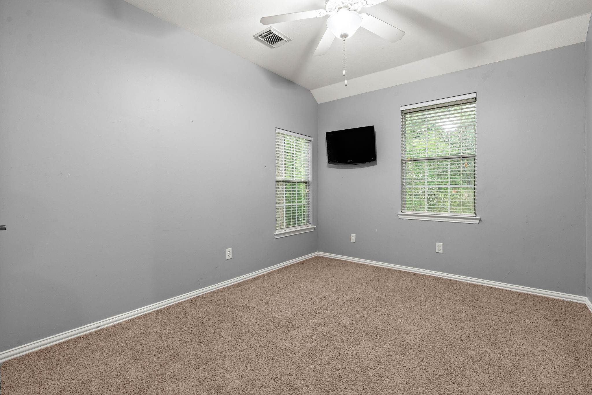 13258 Overlook Court Conroe, TX 77302 - Photo 34 of 49 Additional bedroom